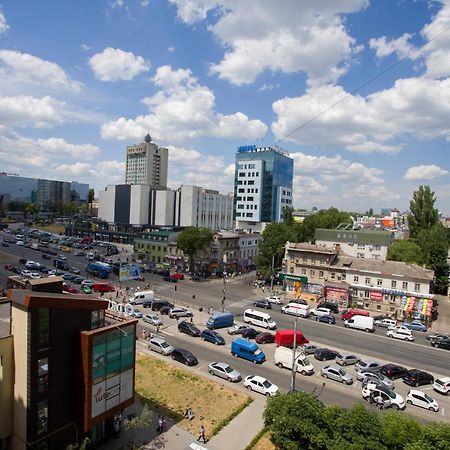 Apartamento Apartament Curat Si Confortabil Str. Ismail 86 In Centrul Chisinaului Exterior foto
