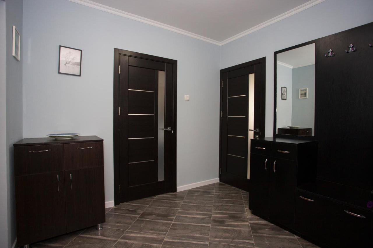 Apartamento Apartament Curat Si Confortabil Str. Ismail 86 In Centrul Chisinaului Exterior foto