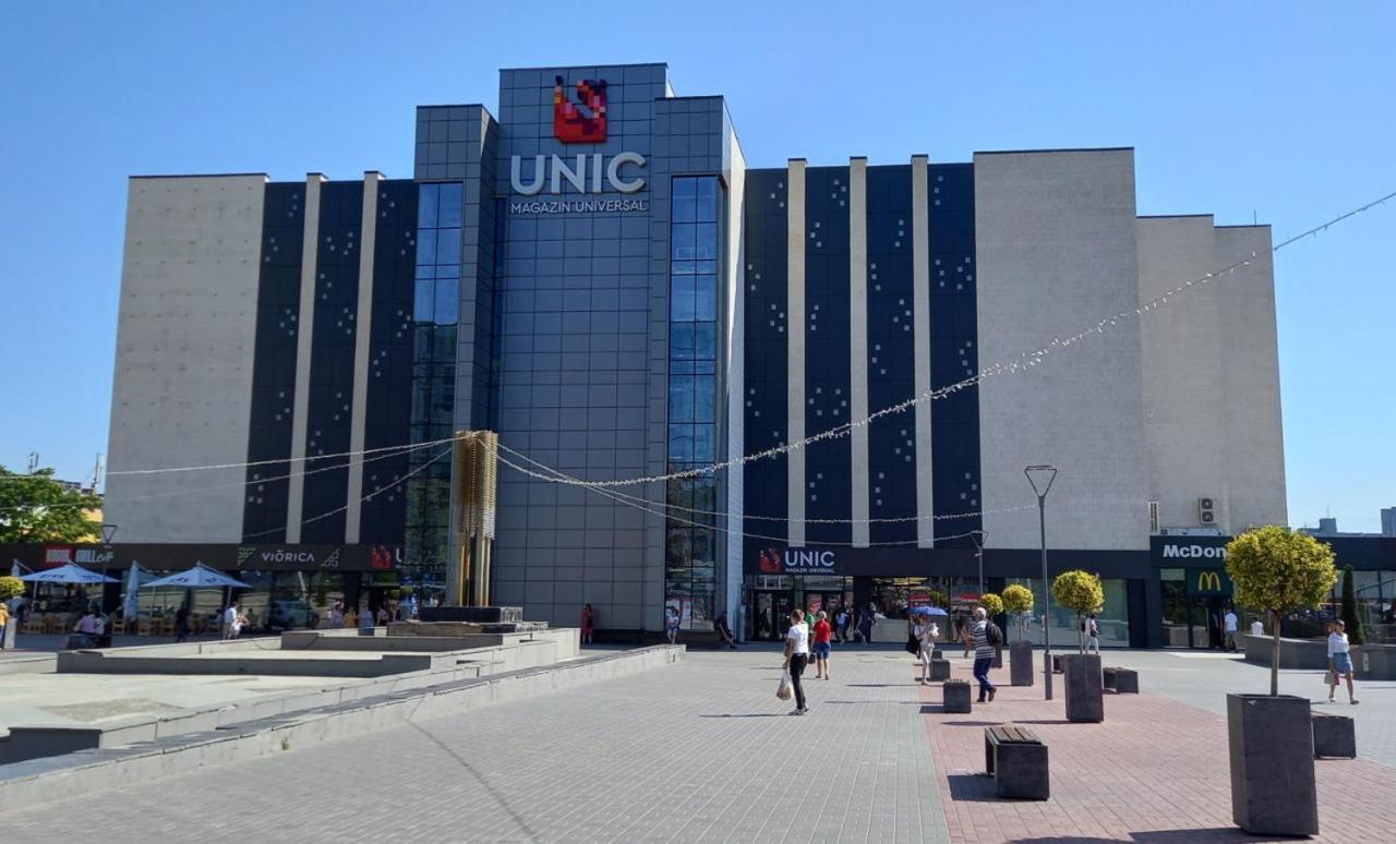 Apartamento Apartament Curat Si Confortabil Str. Ismail 86 In Centrul Chisinaului Exterior foto